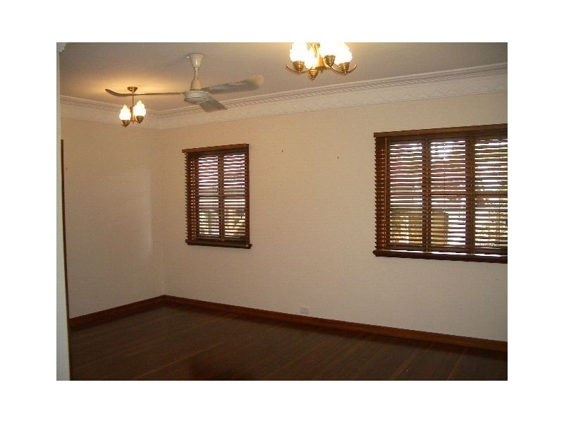 20 Victoria Avenue, Woody Point QLD 4019