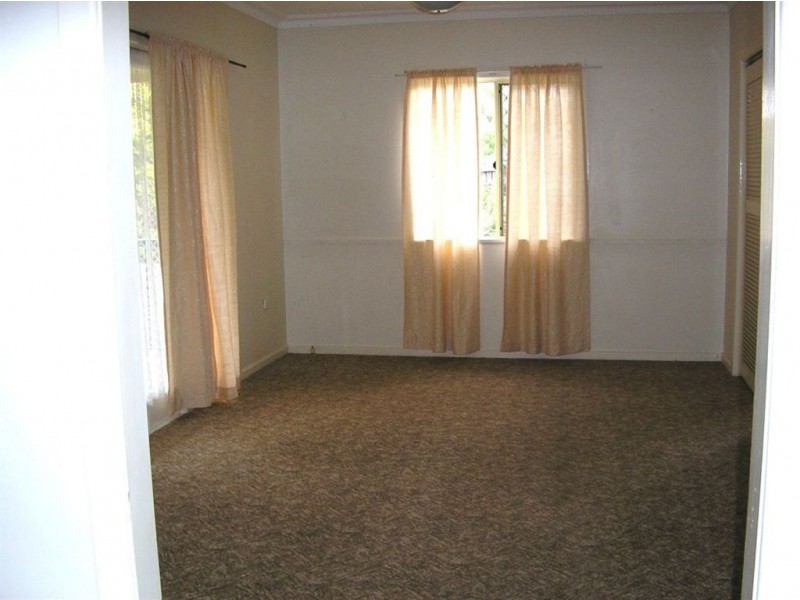 6 Jeffrey Street, Redcliffe QLD 4020