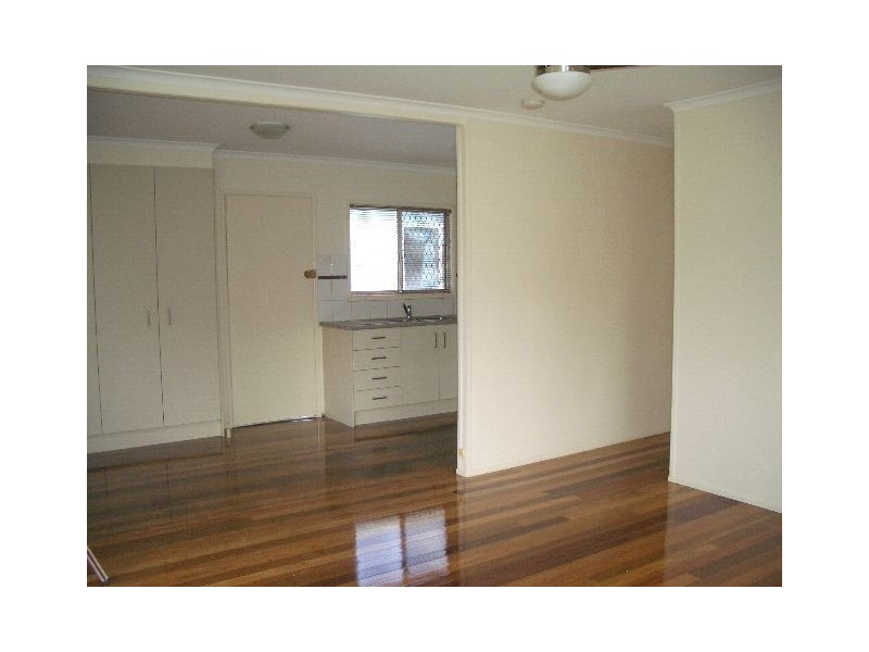 71 Longland Street, Redcliffe QLD 4020