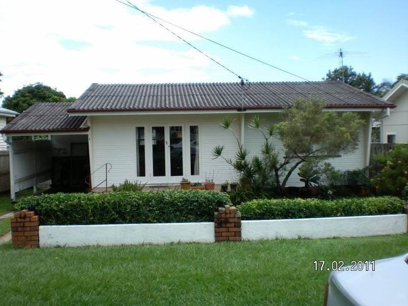 4 Plume Street, Redcliffe QLD 4020