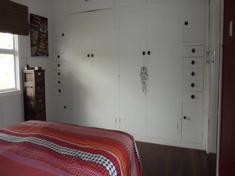 4 Plume Street, Redcliffe QLD 4020