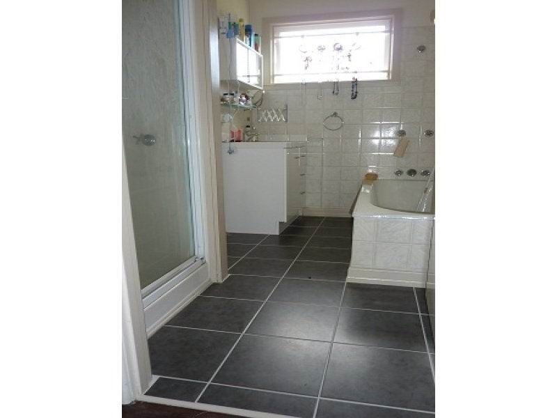 4 Plume Street, Redcliffe QLD 4020