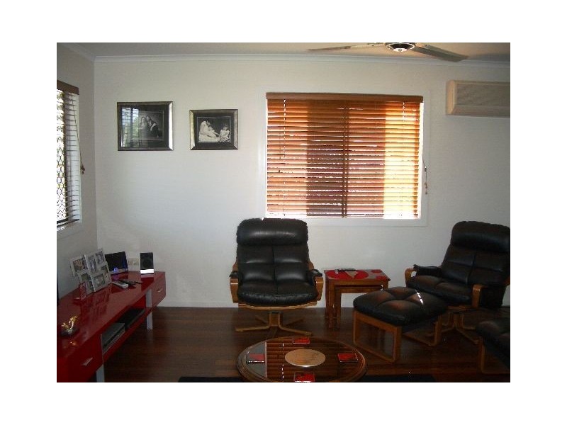 22 Campbell Street, Scarborough QLD 4020
