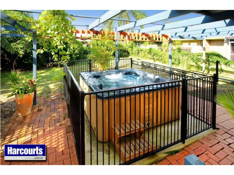 25 Queen Street, Scarborough QLD 4020