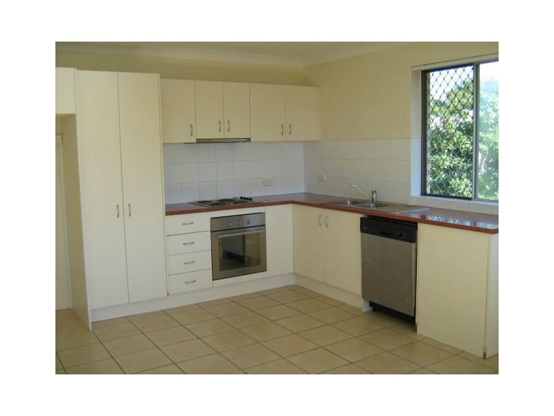 5/24 Silvyn Street, Redcliffe QLD 4020