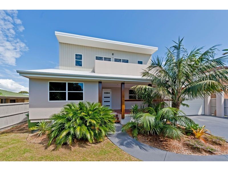 2b Mavor Street, Clontarf QLD 4019