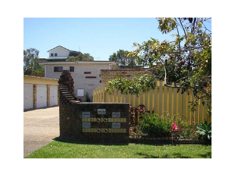 4/8 Jeffrey Street, Redcliffe QLD 4020