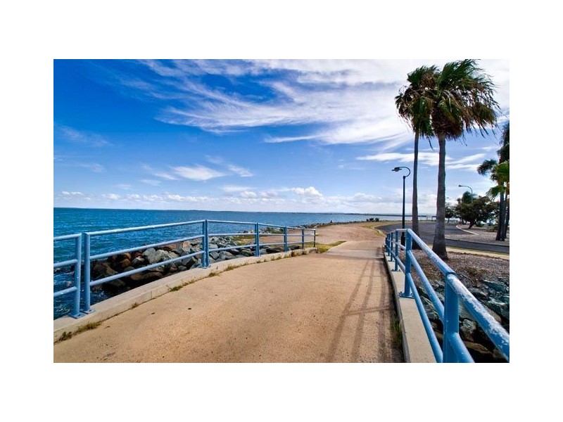 19 Bramble Street, Woody Point QLD 4019