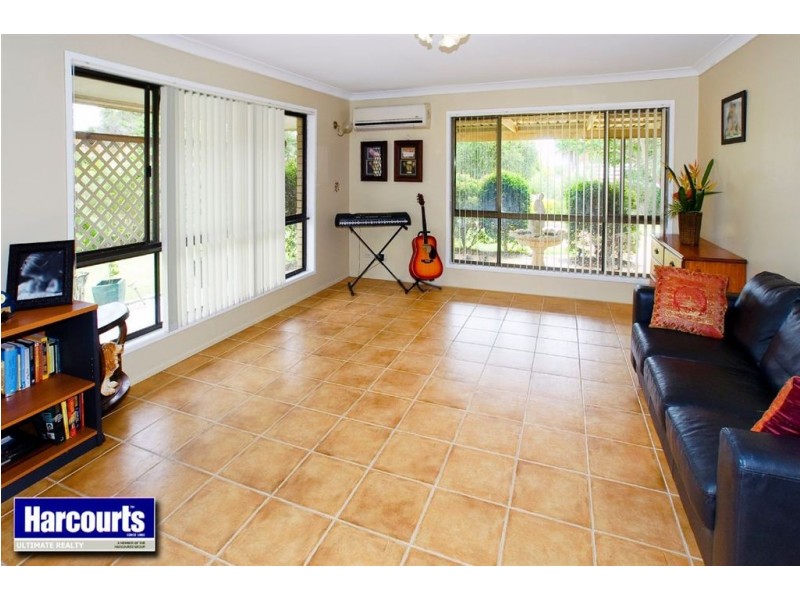 13 Paradise Court, Clontarf QLD 4019