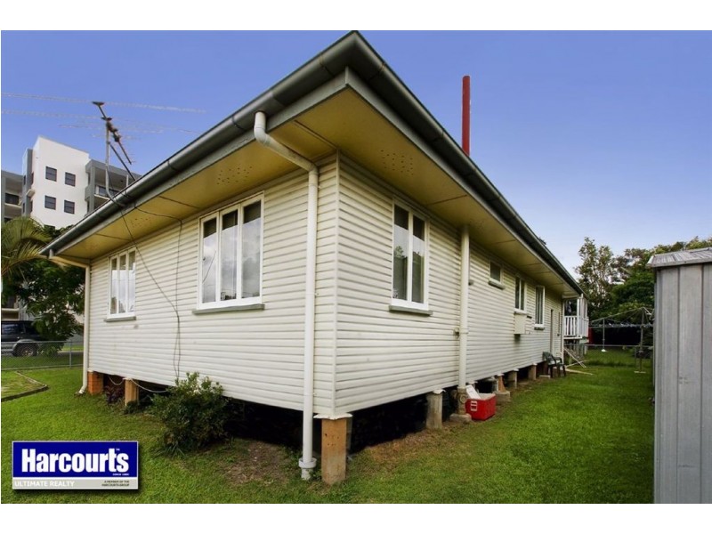 18 Jeffrey Street, Redcliffe QLD 4020