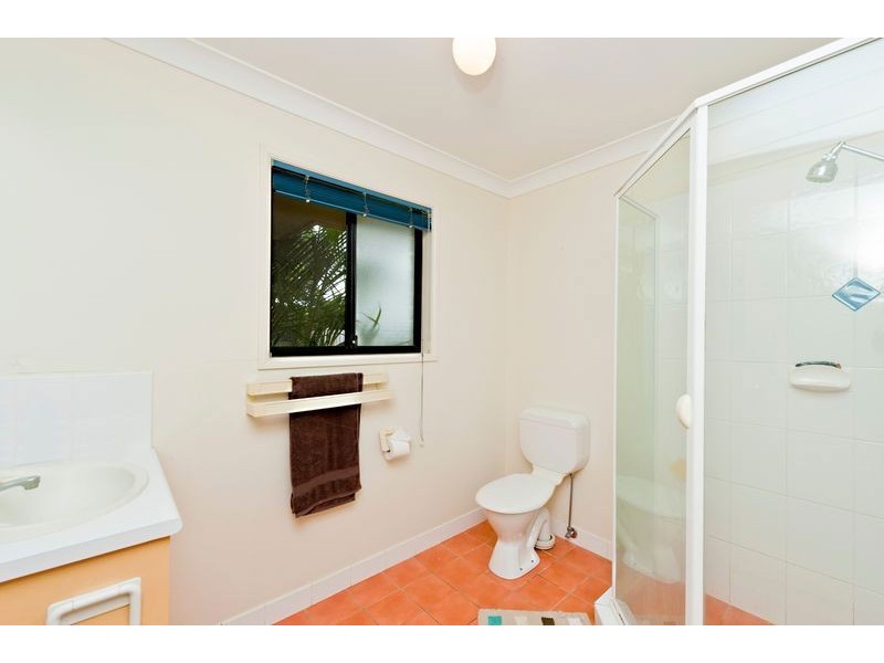 3 Robert Close, Redcliffe QLD 4020