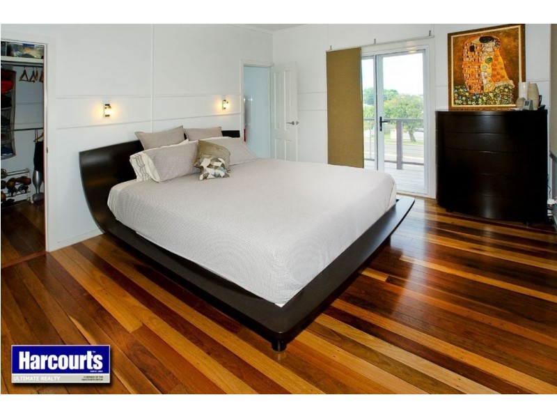 535 Oxley Avenue, Redcliffe QLD 4020