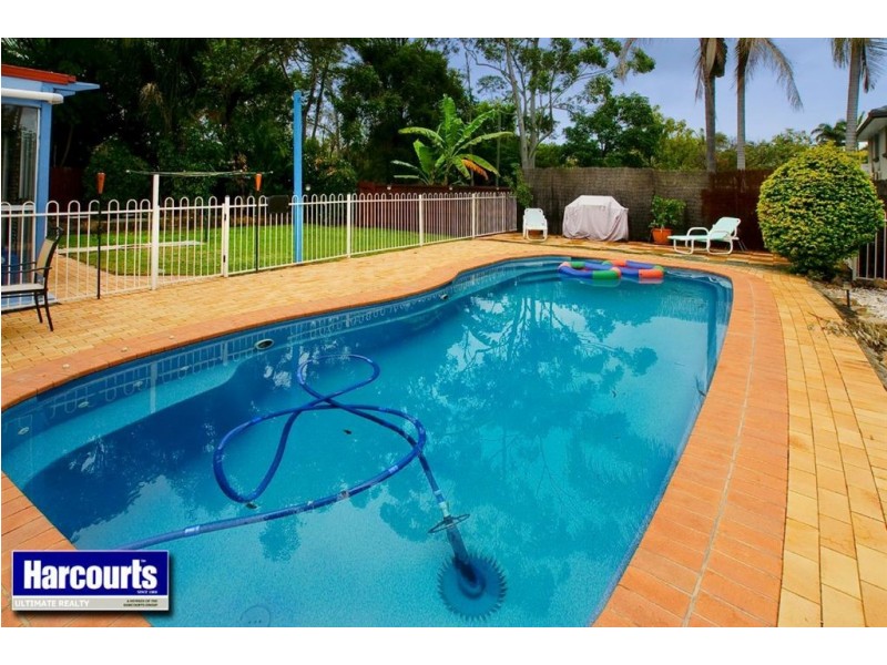 17 Pamrick Crescent, Clontarf QLD 4019