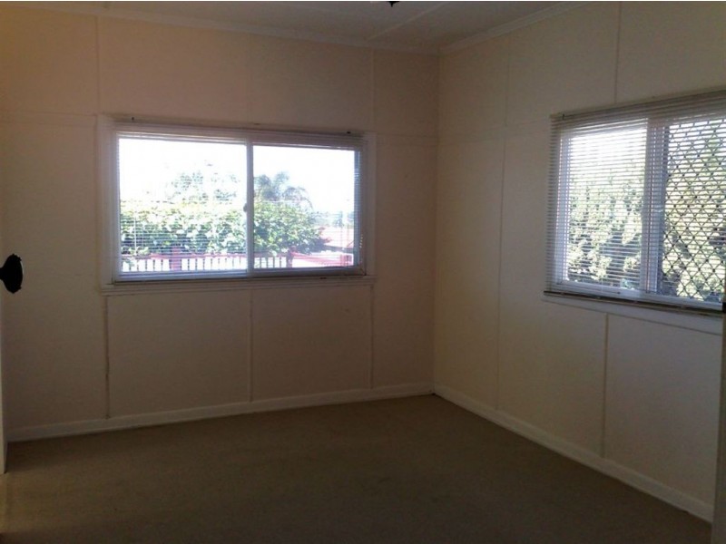 351 Oxley Avenue, Margate QLD 4019