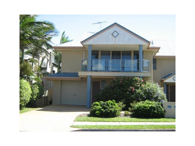 3/12 Gayundah Esplanade, Woody Point QLD 4019