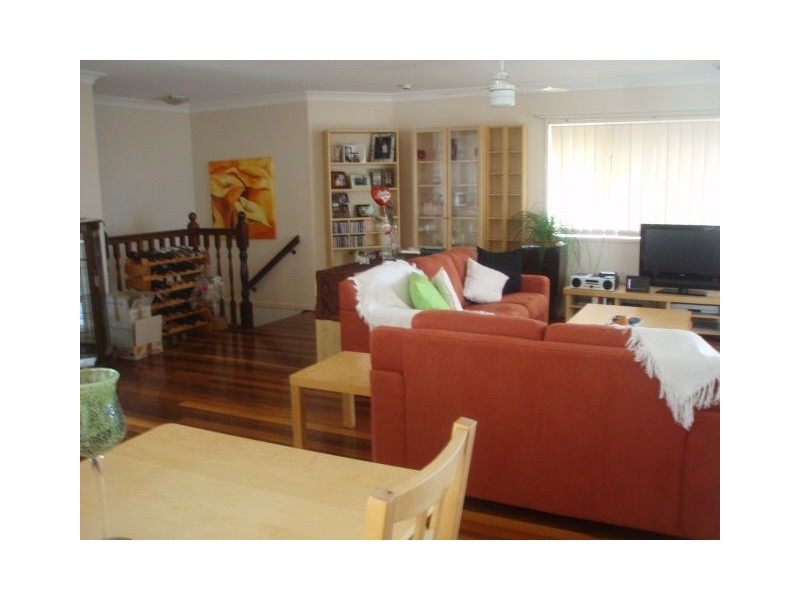 3/12 Gayundah Esplanade, Woody Point QLD 4019