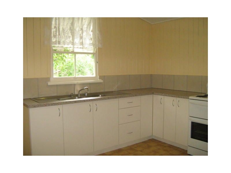 20 Irene Street, Redcliffe QLD 4020