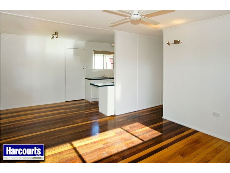 28 Pikett Street, Clontarf QLD 4019