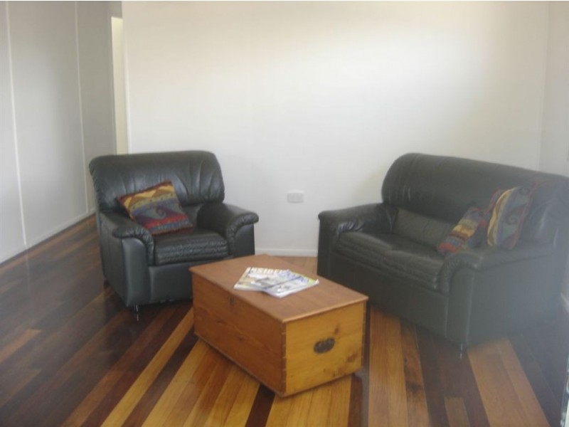 28 Pikett Street, Clontarf QLD 4019