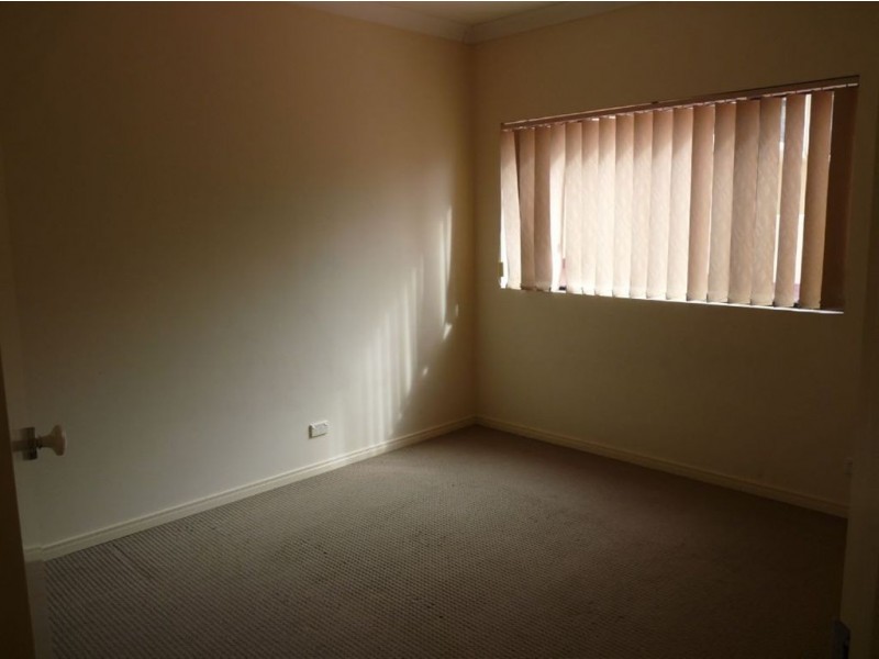 3/2-4 Henry Street, Redcliffe QLD 4020