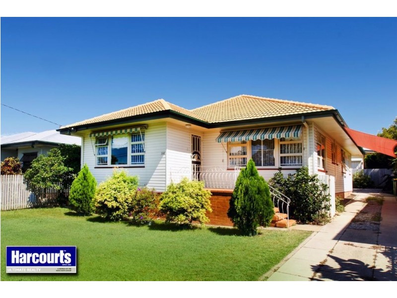 549 Oxley Avenue, Redcliffe QLD 4020