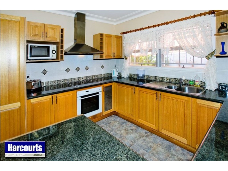 549 Oxley Avenue, Redcliffe QLD 4020