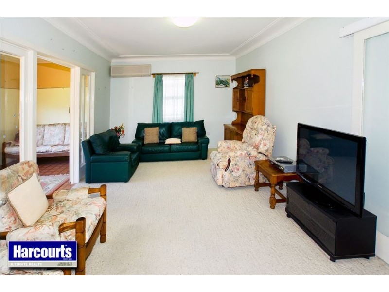 549 Oxley Avenue, Redcliffe QLD 4020