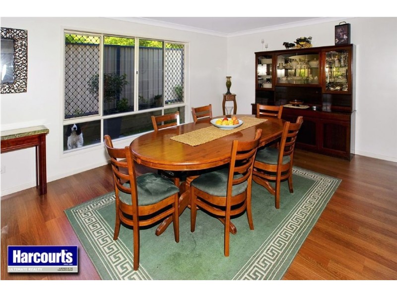 4 Lucas Street, Scarborough QLD 4020