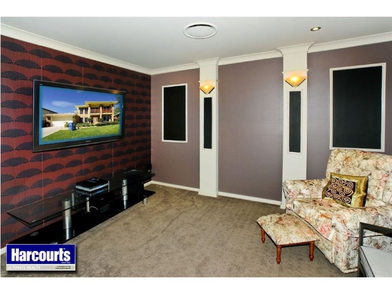 4 Lucas Street, Scarborough QLD 4020