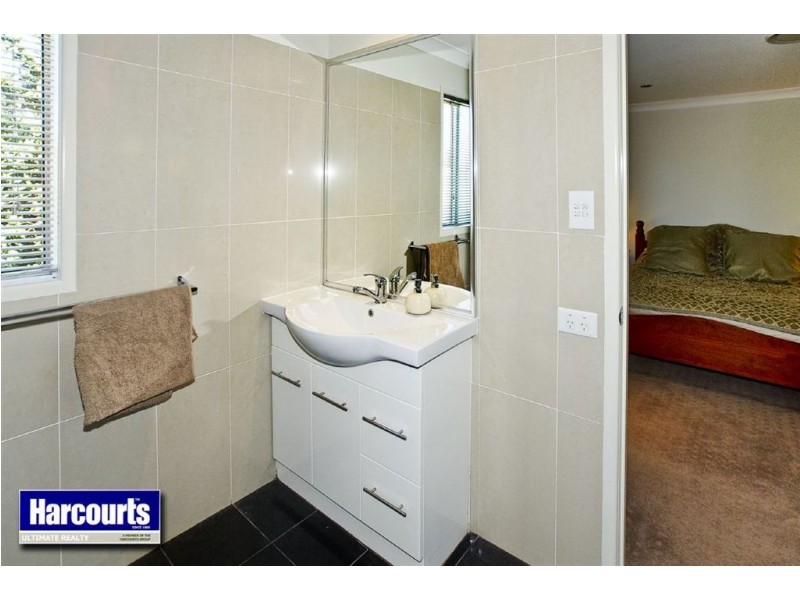 4 Lucas Street, Scarborough QLD 4020