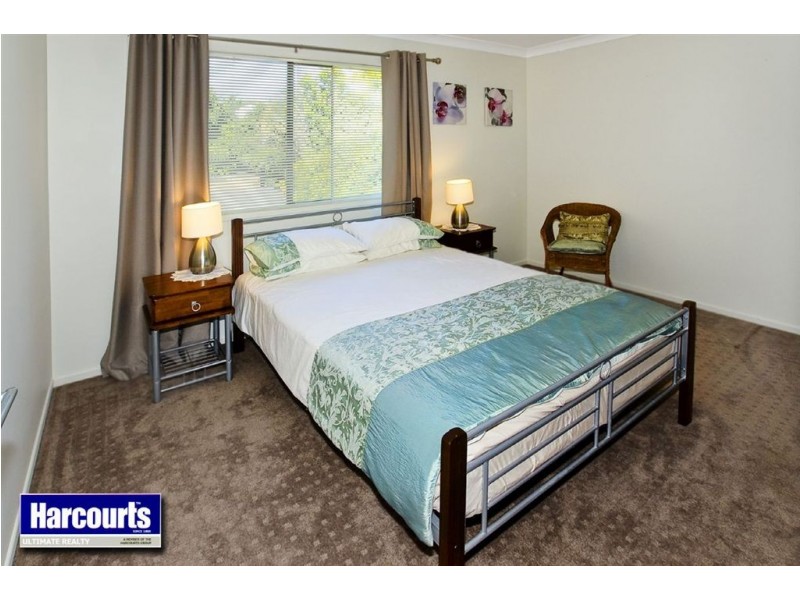 4 Lucas Street, Scarborough QLD 4020