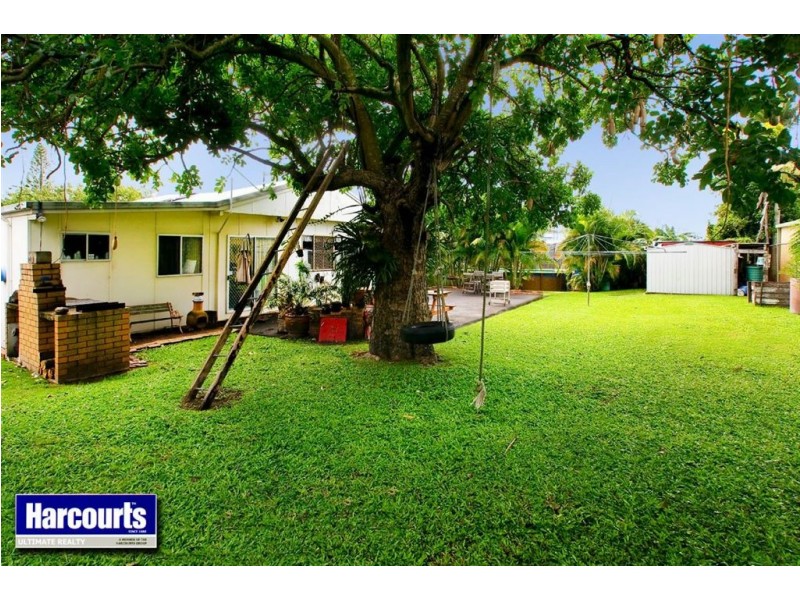 151 Anzac Avenue, Redcliffe QLD 4020