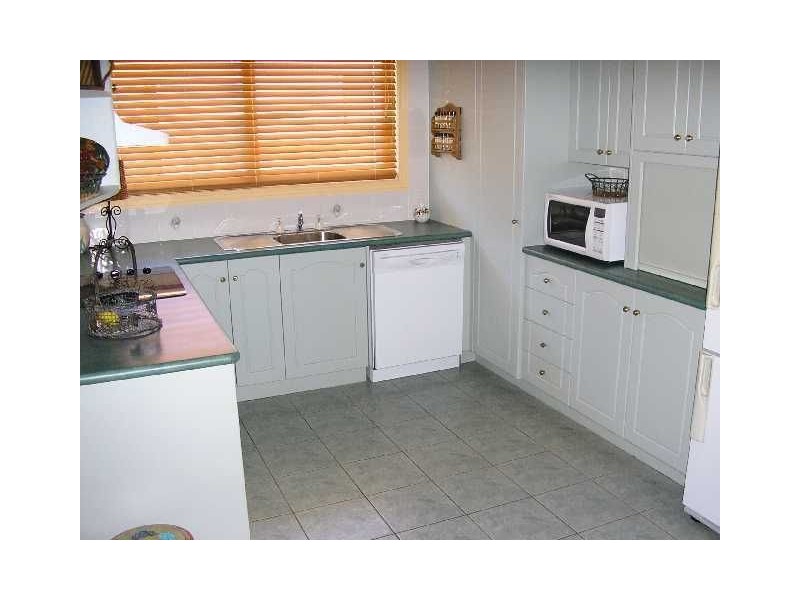 16 Welch St, Clontarf QLD 4019