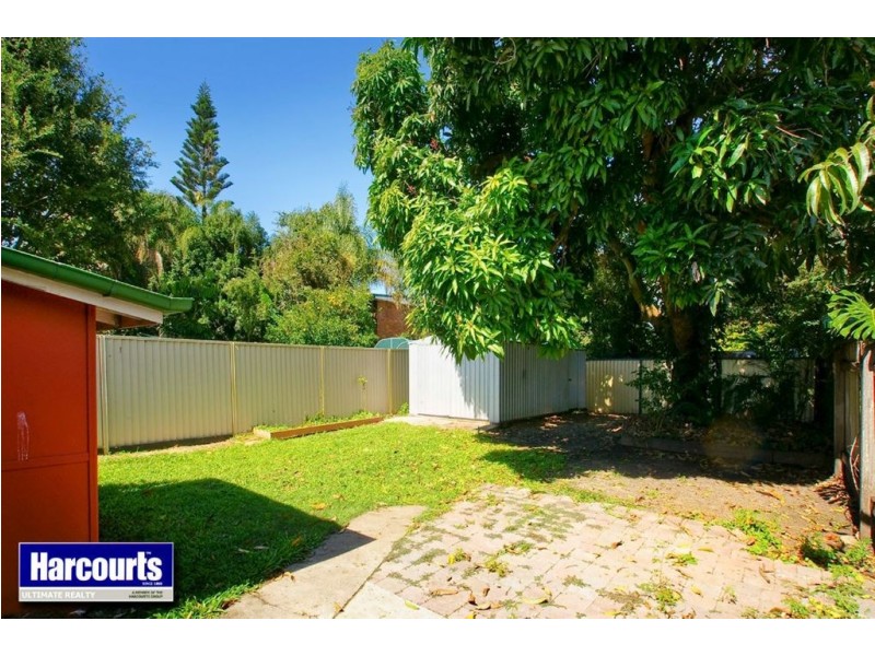 14 Inglis Street, Woody Point QLD 4019