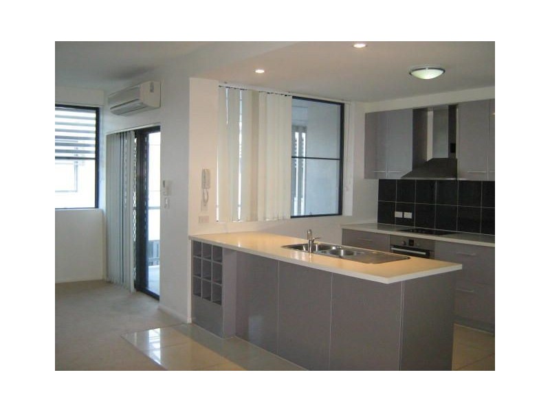 11/3 MacDonnell Road, Margate QLD 4019