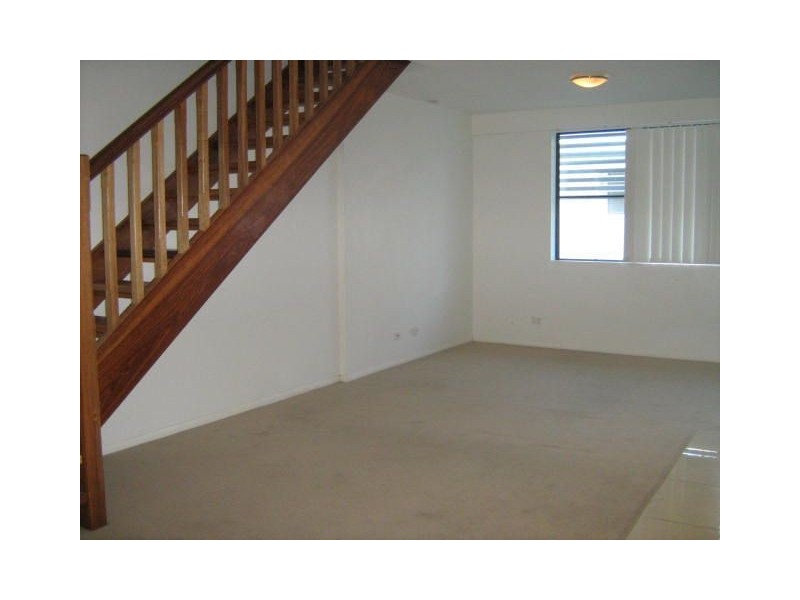 11/3 MacDonnell Road, Margate QLD 4019