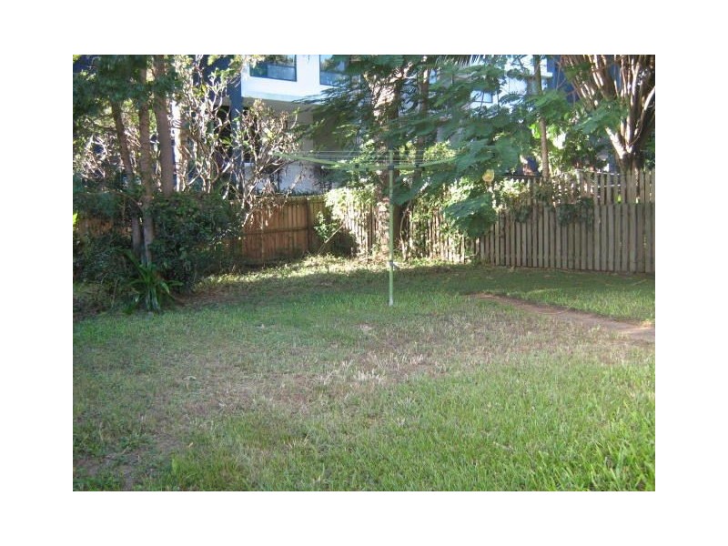 38 Louis Street, Redcliffe QLD 4020