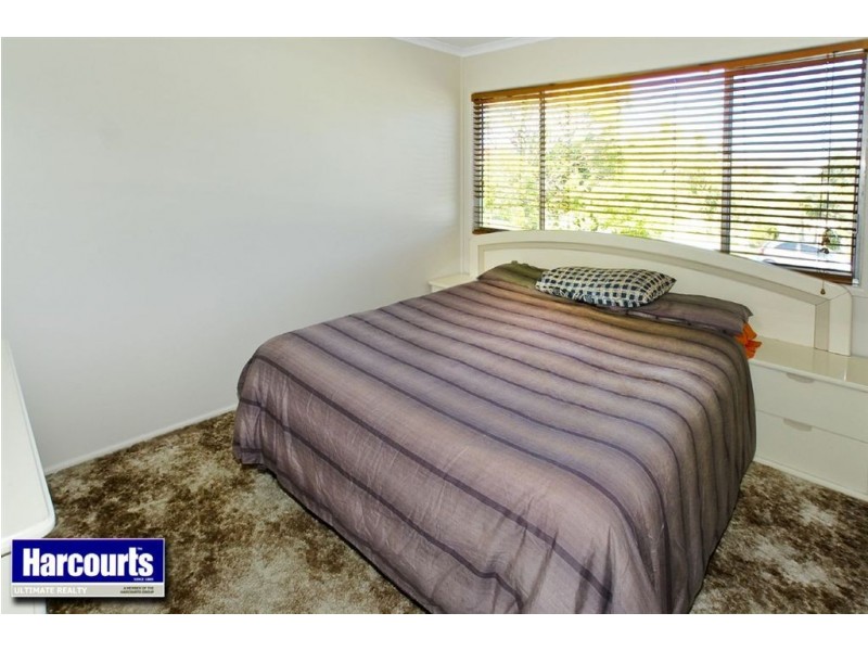 8 Lions Crescent, Kippa-ring QLD 4021