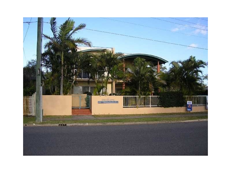 2/42 Oyster Point Esplanade, Scarborough QLD 4020