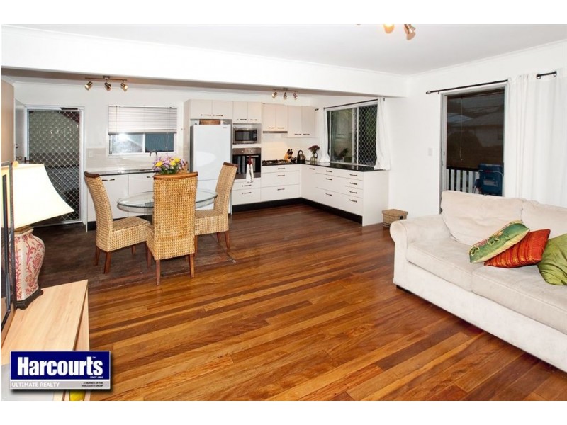 37 Arundal Street, Brighton QLD 4017