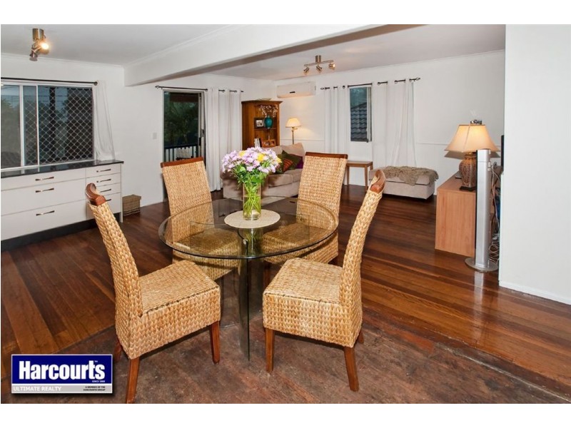 37 Arundal Street, Brighton QLD 4017