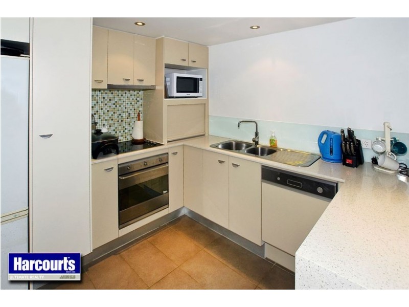 10/2 Louis Street, Redcliffe QLD 4020