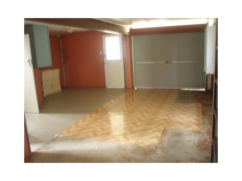 2 Warde Street, Scarborough QLD 4020