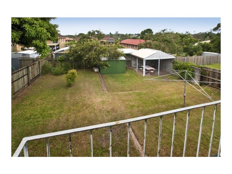 1/6 Hurrell Street, Clontarf QLD 4019