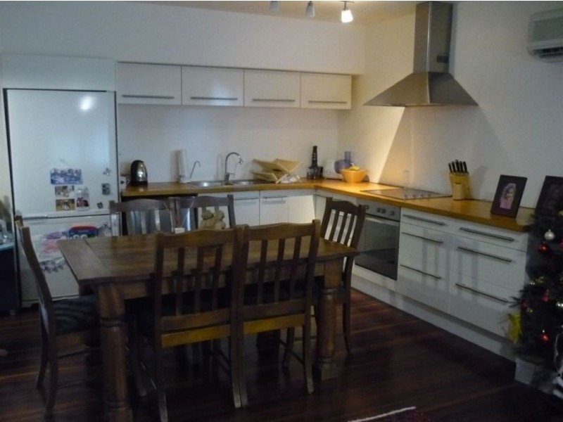 6 Wendy Crescent, Clontarf QLD 4019