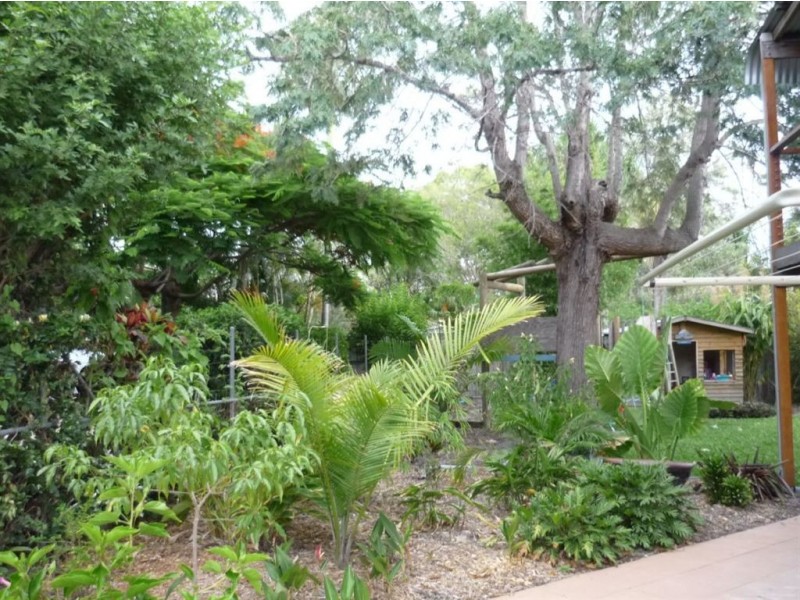 6 Wendy Crescent, Clontarf QLD 4019