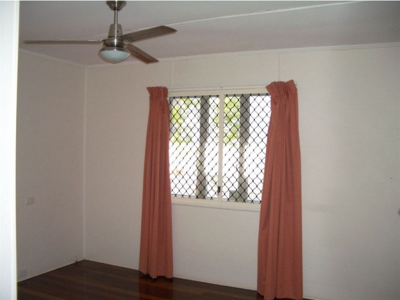 14 Livermore Street, Redcliffe QLD 4020