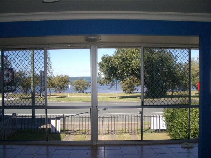 68 Hornibrook Esplanade, Clontarf QLD 4019