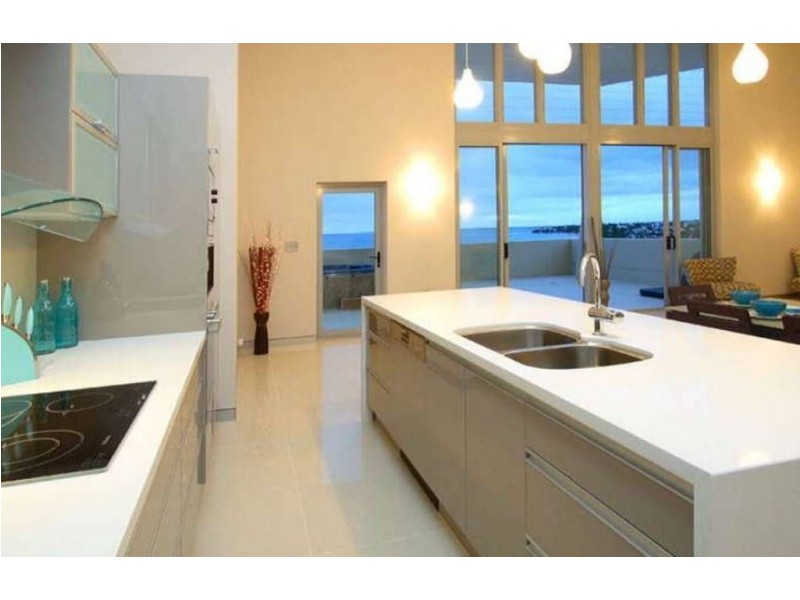 40/83 Marine Parade, Redcliffe QLD 4020