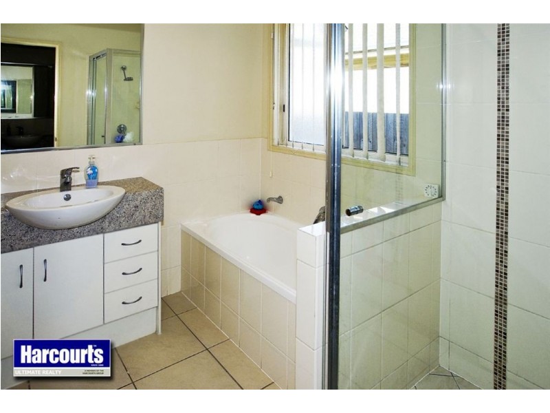 4 Caitlin Court, Rothwell QLD 4022